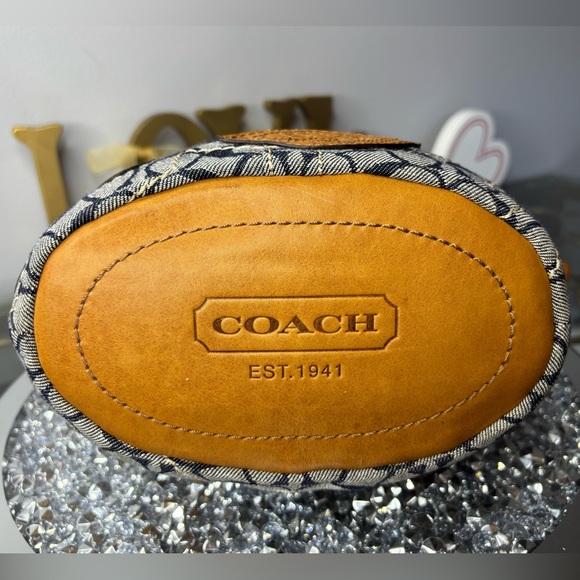 Coach 2007 Bleecker Denim Floral Appliqué Whiskey Leather Flower Bag EUC - Picture 10 of 16